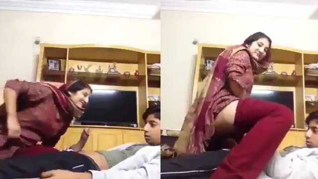 Mature Mom Riding Teen Boy Dick – Bangla Mom Sex